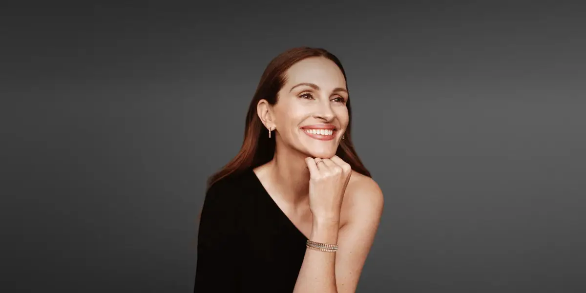 Новая кампания Chopard loves cinema сочетает уникальные часы и ювелирные украшения с лучезарной улыбкой Джулии Робертс