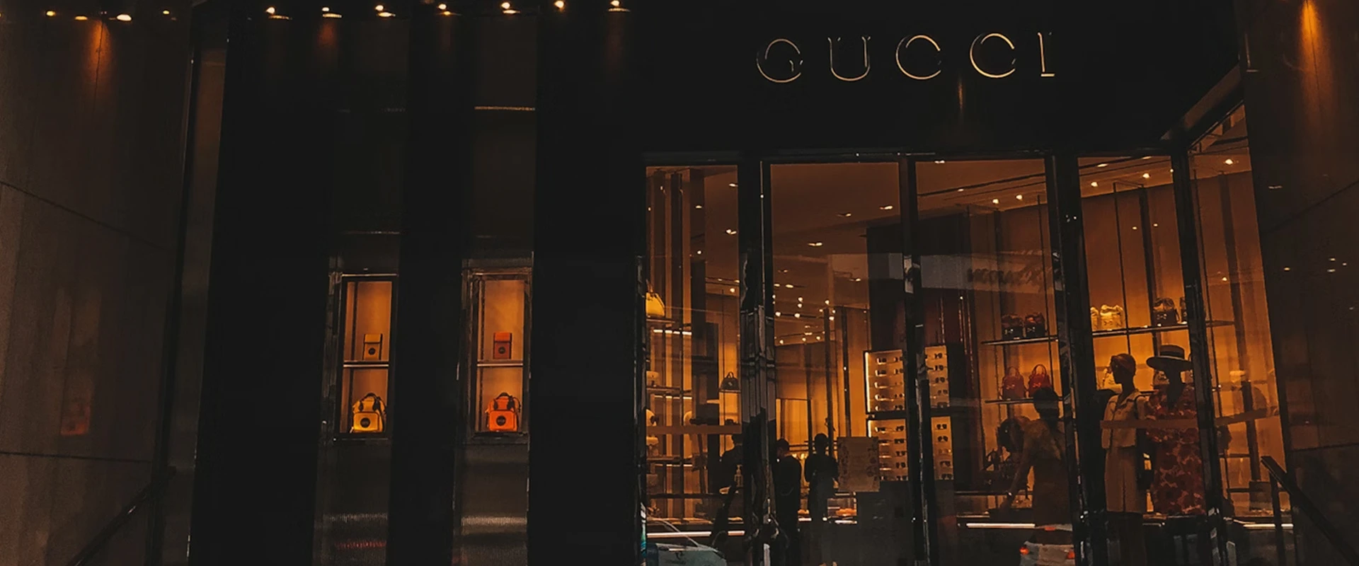 Ювелирные изделия и часы - блестящее наследие Gucci