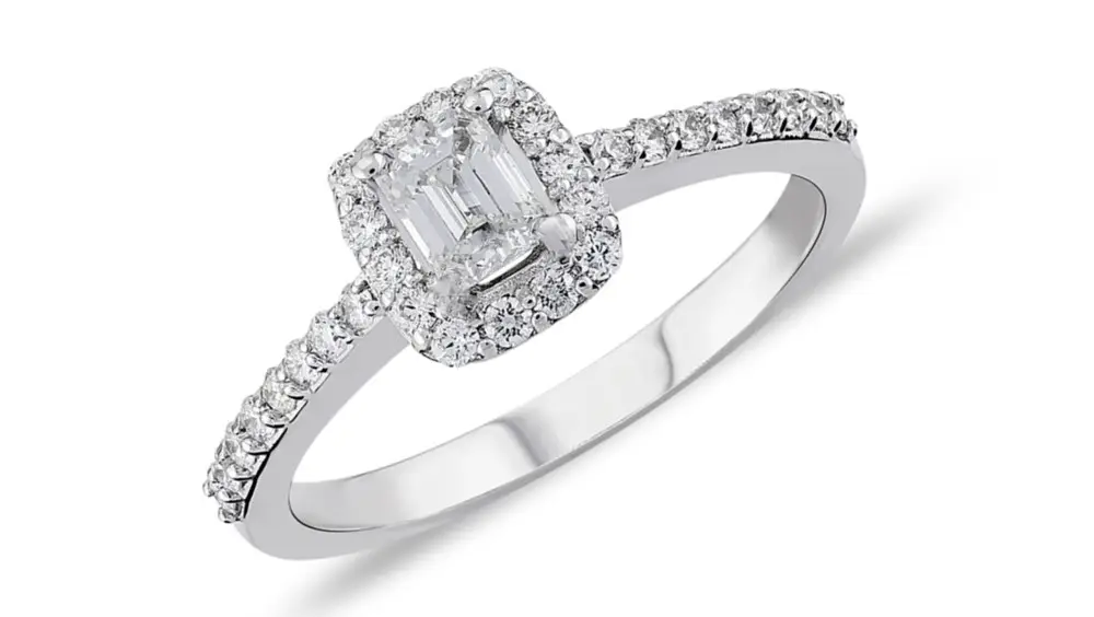 Как выбрать идеальное помолвочное кольцо для женщины вашей мечты