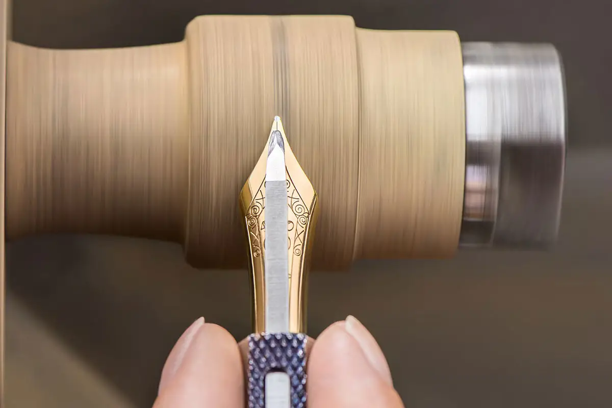 Как правильно ухаживать за перьевой ручкой